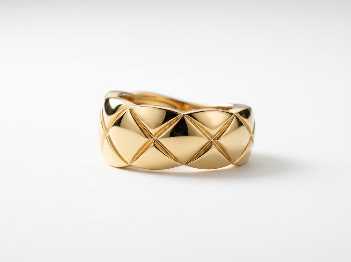 Coco Crush ring 18K yellow gold